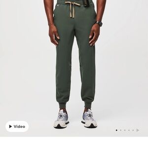 Figs Men's Olive Joggers